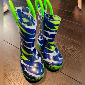 Boys Rain Boot Size 5